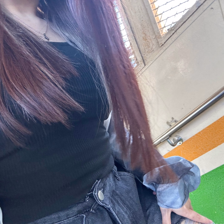 まどかです！こんばんわ！


先週は女の子の日がダダかぶりで出勤出来なくてすみません😭😭😭😭


元気ピンピンなので今週はお会いできるの楽しみにしてます😚😚💗



最近はカフェ巡りをしたいなぁと🤔

 普段行かないようなところに行ってみたい！と考えてます🥺

おすすめあれば会った時にでも話してくれたら嬉しいなぁ🫣🥰🫣🥰


そろそろ夕飯を作る時間ですね！

今日は大好物のカレーなので気合いが入ります🍛🍛




食べるのはまどかひとりで寂しくですが…笑