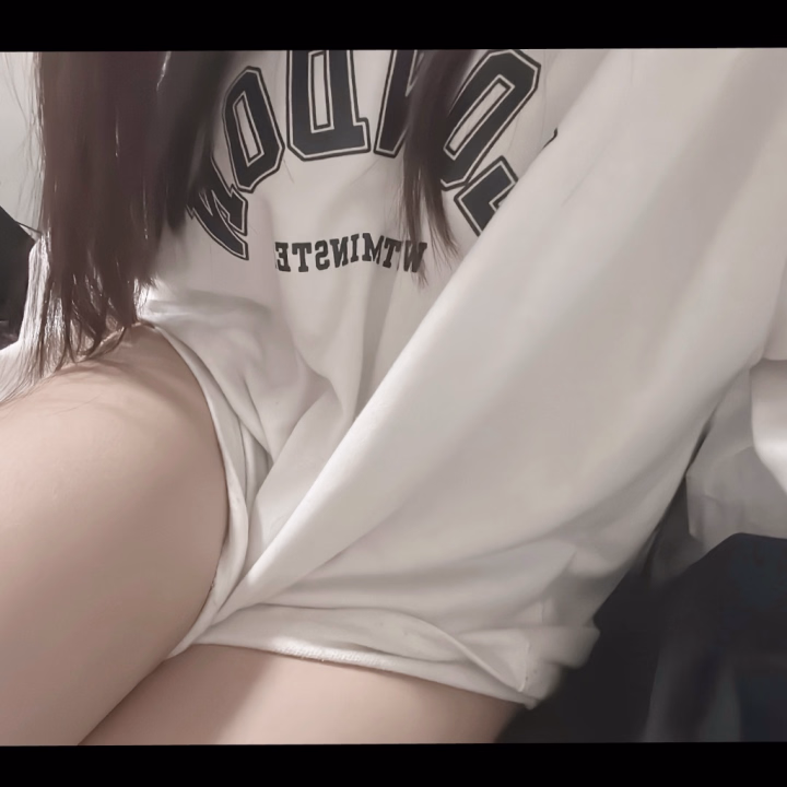 まどかですぅ


非常に眠気があります😪😪😪😪
それはなぜでしょうか！🤔



正解は！！！！！



まどかにもわかりません🫩💦



いつもは夜更かしさんだけど昨日は
早めに寝ましたよ！？😢



あ、ご飯沢山食べたからかもしれないです🤔🤔🤔

ご飯沢山食べたら食べた分だけ眠くなっちゃいません！？
まどかだけかな、、😵‍💫


皆さんはどうですか！？良かったら会った時にでも教えてくださいな🥳


ではではおねむなまどかでした！