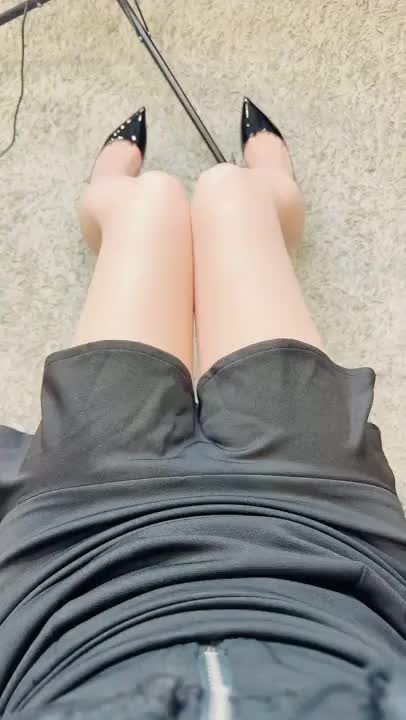 お気に入りのパンティ、見てみる？💓
動画初投稿ドキドキ🫣❤️