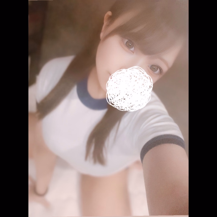 久しぶりに福島に🫶
ひさしぶりの出勤でわくわくしてます🥰
名前は ゆあ です🫶

覚えてる方も、覚えてないよ〜って方も、
攻めな女の子を選ぶならぜったいにゆあです😏

Mではなく、肌が弱くて傷つきやすいので
あまり前戯されるのは得意じゃないですが、
優しく下を舐められるのだけはだいすきなんです…🤍
そこだけは唯一ピクピクしちゃうかも🫣

16日〜20日限定出勤 なので、
早めのご予約でお待ちしてますね？✨