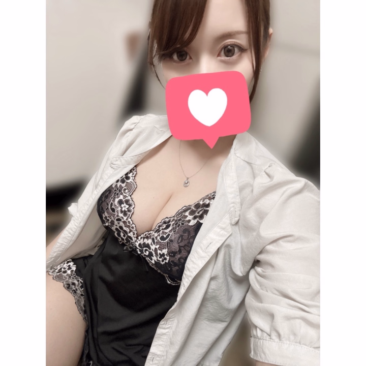 出勤してます😘❤️

今日もたくさんヒメ予約頂いてます🧏🏻‍♀️
ありがとう〜！！

久しぶりに会えるお客様も多いので
楽しみすぎ🥹


らいむ🍋‍🟩