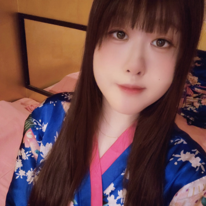 おはようございます☀️



今日も9時から居ますよー🙋‍♀️✨



ぬるぬる密着で
お互い気持ちよくなろ？🩷


ご予約、お問い合わせお待ちしてます🌟 ̖́-