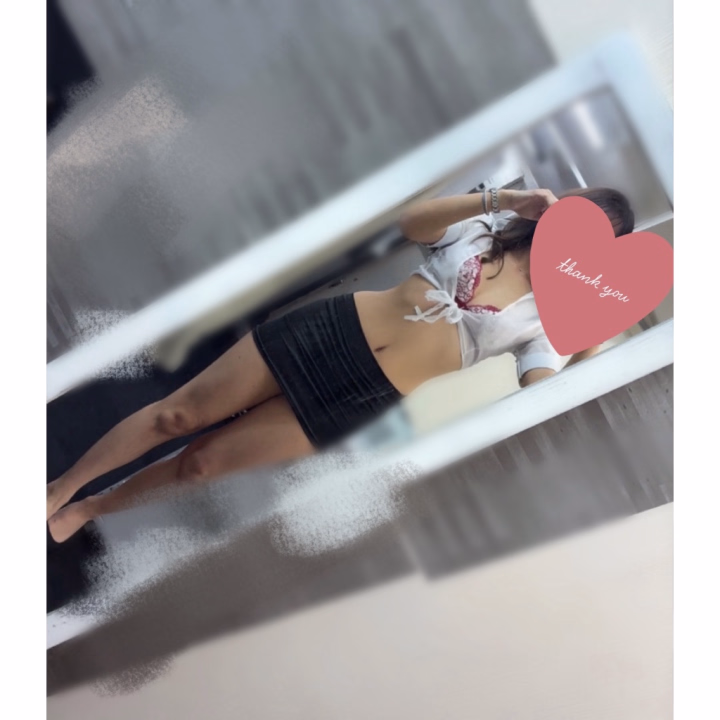 にゃん🐱
教師のコスプレ買った♡
いっぱい出てる…笑