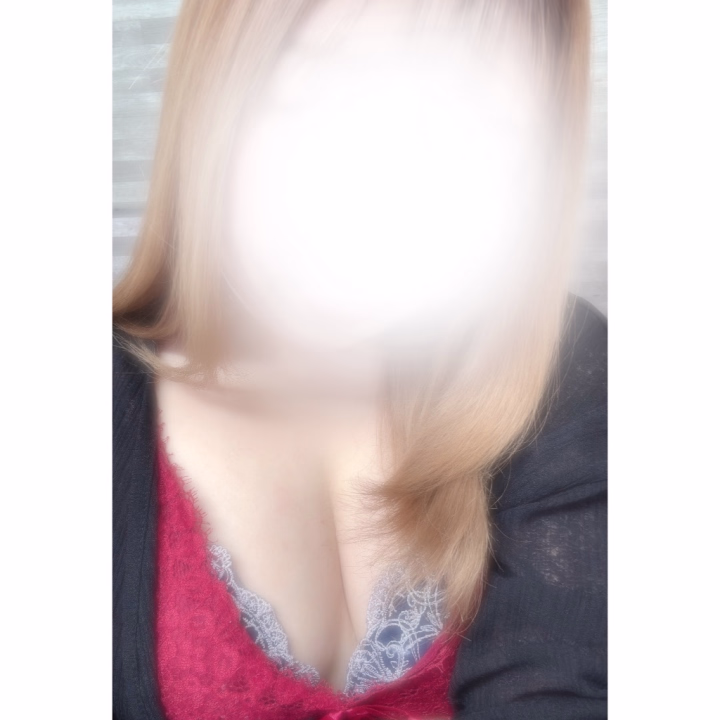 おはようございます☀️

今日は10時から17時までいてます💕

お時間合うお兄様会いに来てくれたらうれしいな🫣❤️‍🔥