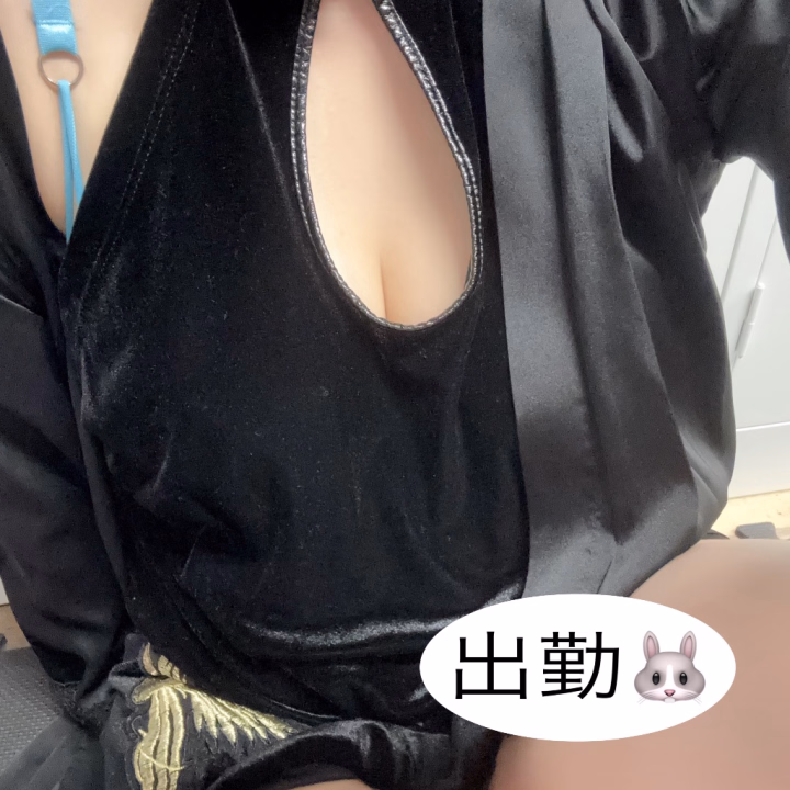 皆さん、こんにちは🙌
まきです(*' `)ﾉ

今日は15:00~ラストまで
出勤です🙂‍↕️
今週は今日だけなので、
良ければたくさん遊びに来てね☺️
お誘いお待ちしております！！！
まきでした☆.*゜