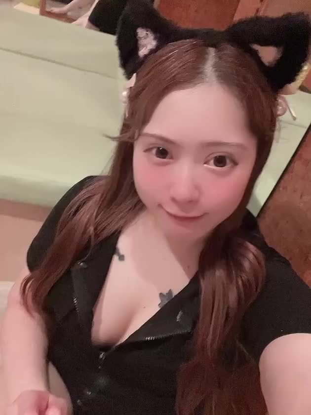 今日も遊んでくれたお兄さん
ありがとうございました❣️

楽しい一日でしたオーン😻

明日も16時から出勤です꒰ ᐡ｡o̶̶̷ ·̫ o̶̶̷｡ᐡ ꒱💖

明日は何色のねこちゃんなのか
楽しみにしててね🤭💖

リクエストあったら
メッセージで教えてね🫶


まりも治療院 ひめ

X(Twitter)
⬇️
@hime25831
 
Instagram
⬇️
@superhimeti