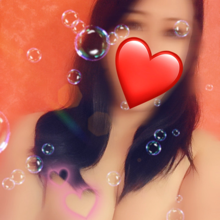 明日から4日連続で降臨します✌

今月は絶対絶対自分の目標を達成したいっ😻
なるべく出勤するので会いに来てね😋💝

みーんな幸せにしちゃう♡

6/13(土)
8:30〜70分or50分の1枠のみ
19:30〜LAST

6/14(日)
7:00〜LAST

6/15(月)18:00〜LAST
6/16(火)16:00〜LAST

あやめ【池袋・桃李】