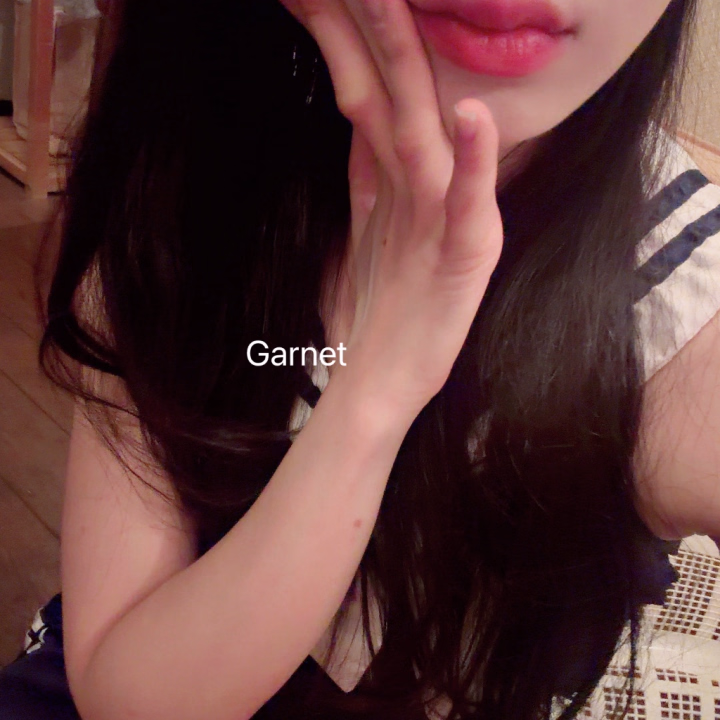 本指名さまから素敵なリップをいただきました👄💄
さすが、私の好みをよく分かっていらっしゃる!!
こういう「これ好きそう!」っていうプレゼント、嬉しすぎます🫶🏻
大切に使わせていただきますね 🫡😘