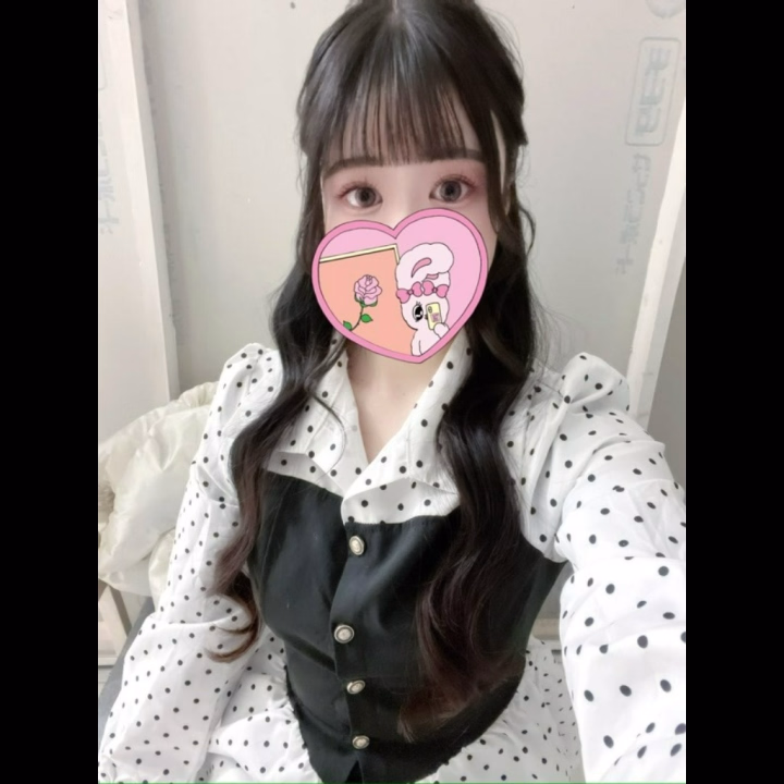 こんばんは!
かりんです♡
本日19時半~22時まで出勤してます⭐️
雨降ってるので足元気をつけてね👀
時間短めだけどいちゃいちゃしよ🤍
お誘い待ってます!!
