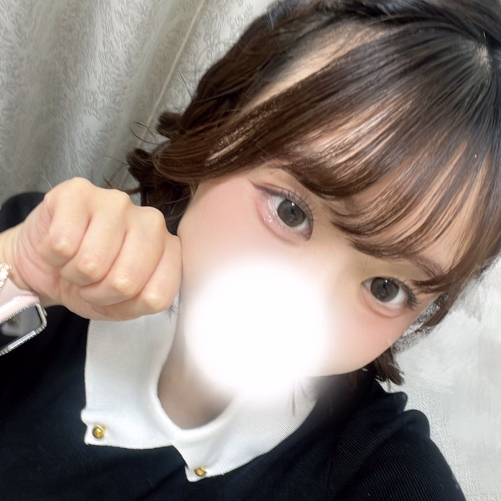 おはよ せなです🎀

急遽ですが本日出勤なりました！

⏰ 10:00〜24:00

お近くに来た際や気になる方

ご来店ご予約お待ちしております🥹