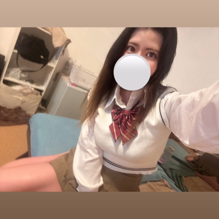 今日は週末でおやすみ最終日ですね💗
おやすみの最後は思い出作りにりあなといっぱいえ〇ちなことしよ?
キツキツやねってよく言って貰えるのでいっぱい感じて欲しいです💗