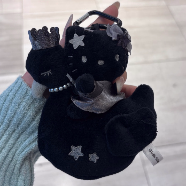 こんばんは ももなです

昨日足裏に大きな怪我をしてしまって、傷が塞がらず歩けないため明日以降お休みさせていただきます💦

現在多くの予約をいただいていたのにお休みするのはとても申し訳ない気持ちです...

6月からまたたくさん出勤するので会える日があったらいつでも会いに来てください🥲