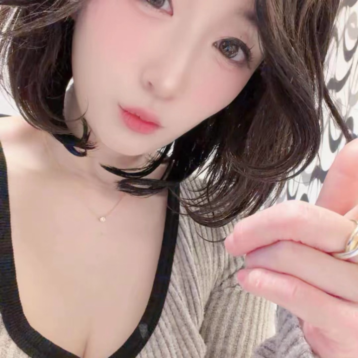 パジャマでおはよーございます❤️


スタートからご予約ありがとうございます😊



今日からまた忙しくなる予感❣️



頑張るゆずは💪