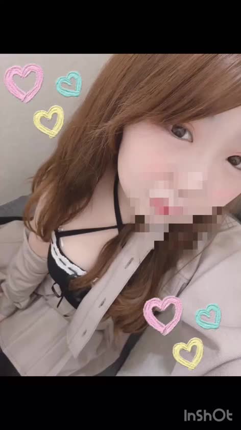 また急に寒くなっちゃったけど春服着てきちゃった🌸

みれいのこと温めにきてくれませんか？