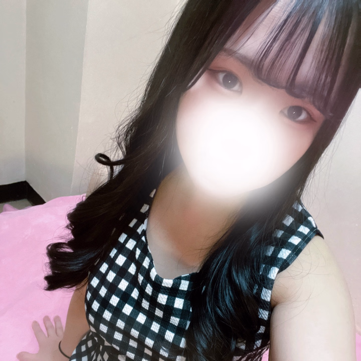 おはようございます！

あやりです！

本日ラストまで出勤してます☺️


2回目の出勤なので緊張中🫨


会いにきてくれたら嬉しいです❤️