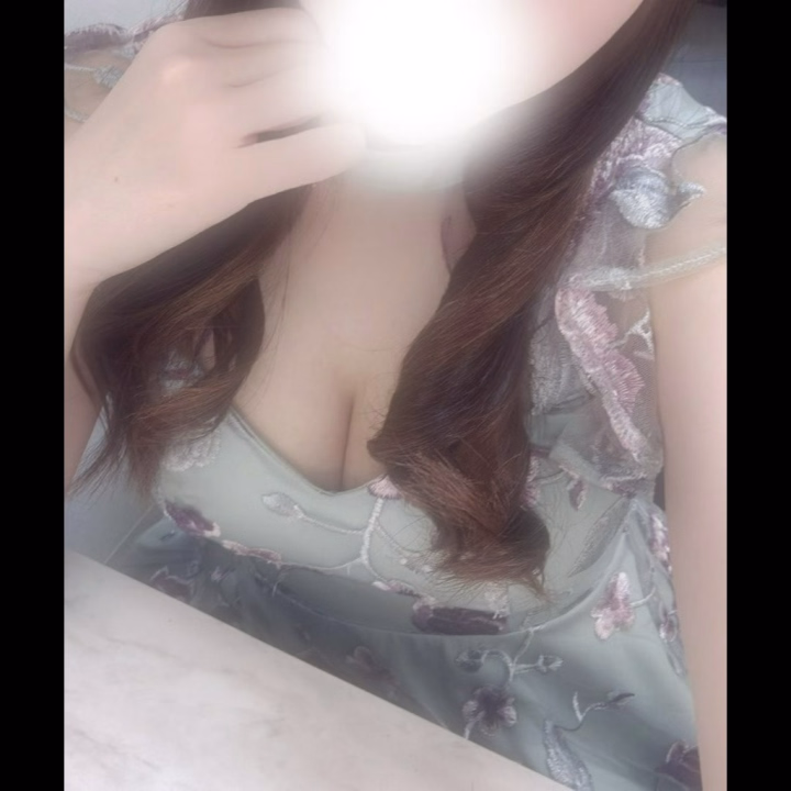 あした、ご予約完売しました😭🩷️

ご予約いただいてるお兄さま、ありがとうございます♩
たのしみに出勤しますので 足元にきをつけて、お越しください(>_<)♡

あしたは ご予約のみの出勤となりますが、日曜日はまだ空き枠も残ってますので気になってくださってる方は、ぜひお問い合わせからお待ちしてます✨