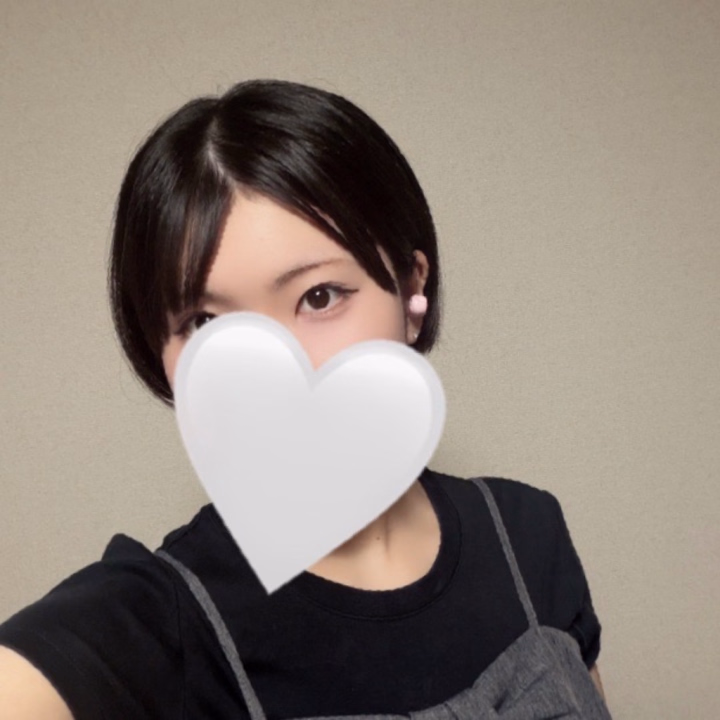 こんばんは🌙
  のり  です!!

19.20と来てくれたお兄さん方ありがとうございました〜〜❣️

優しさ溢れる方たちばっかりで、とってもいい2日間でした😌

いただきものもありがとうございます!!
私の好きなのばっかりだった🫶

みんな、のり のこと忘れないでね( > < )

ありがとう😊
