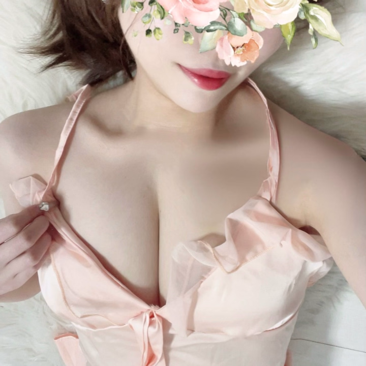 かなう、出勤しました💕

今日も0:00までかなうのこと可愛がってくれるお兄さんにお会いできるのを
楽しみにしてます🍓✨️


 イってもイってもイキたりない…
男ウケ抜群の身体試しに来てね💕︎