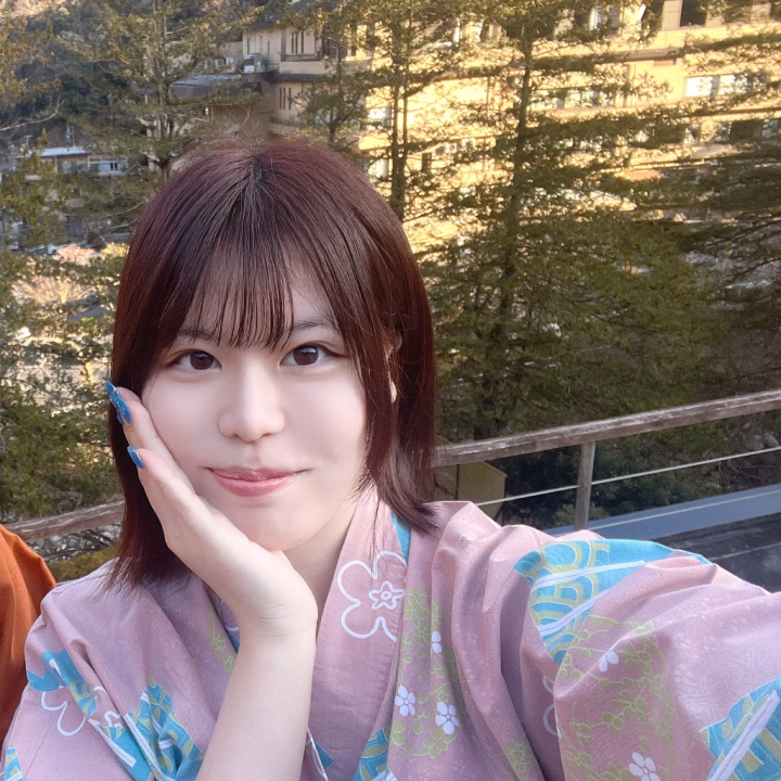日記見て来てくれたのうれしすぎたあ🥹🤍
「間違いない」って言ってもらえてちょっとにやにやしちゃった💭

しかもいちごの差し入れまでありがとう🍓
うれしくてテンション上がっちゃった〜🫶

いっぱい一緒に過ごせて、たくさんドキドキしたし、2回戦もしちゃって//
気づいたらあっという間だった🥺
いっぱい構ってくれてありがとう🤍
いきすぎてヘロヘロのトロトロ💕
全身が敏感さんって思われてそうなくらい、ずっと照れちゃってたかも🫧

また会えたらうれしいなっ🌙🤍