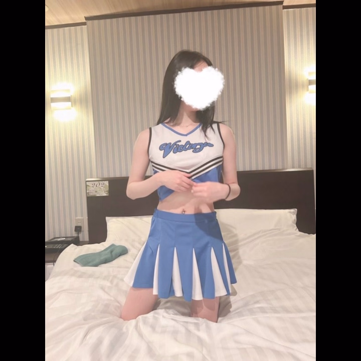 お礼💌

〜60分ビジネスのお兄さん〜

お誘いありがとうございます😊
いつも友達と来てるって言ってて、今日は少し1人で飲んでて一人で来たって言っててありがとね‼️この後も呑むっていってたから気つけてね🍻学生っていいね楽しい時間過ごしてね♡