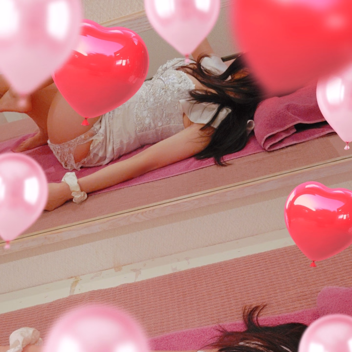 こんにちは✨
出勤しました✨
お会いするお兄様もう少しだね🥰
ちゅっちゅだよ🥰


たぶん、ぜったい、、
空きあるので、
誰か会えるお兄様〜〜✋💕
ぺろりんだよ🥰