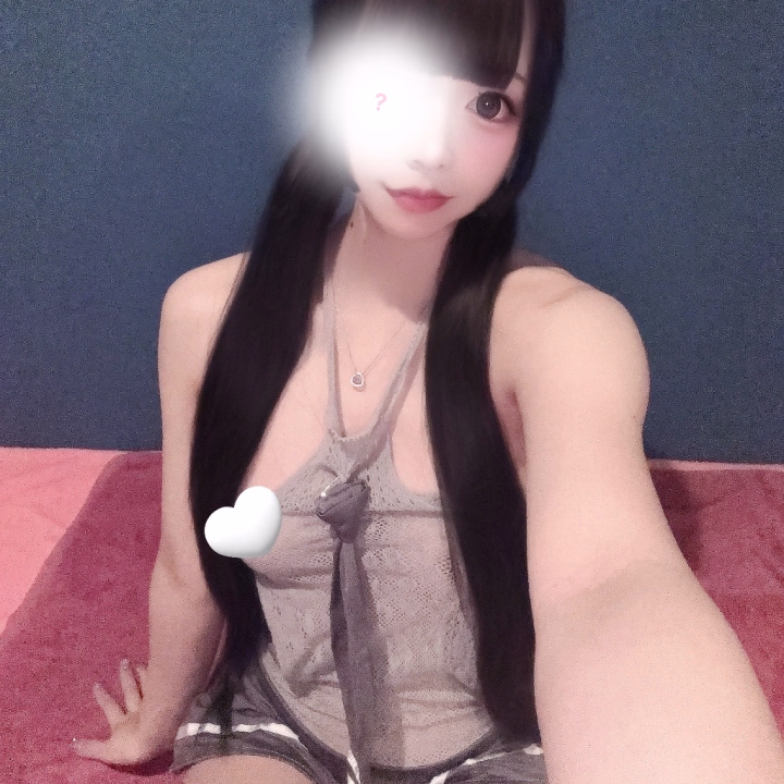 こんばんは🐶🌙
最近あたたかい日が続いてて
うれしい〜☺️❕

今月残りは
28日、29日
どちらも11:00〜24:00でいます🤍

会いに来てねん🫶🏻


🐹るり🐹
