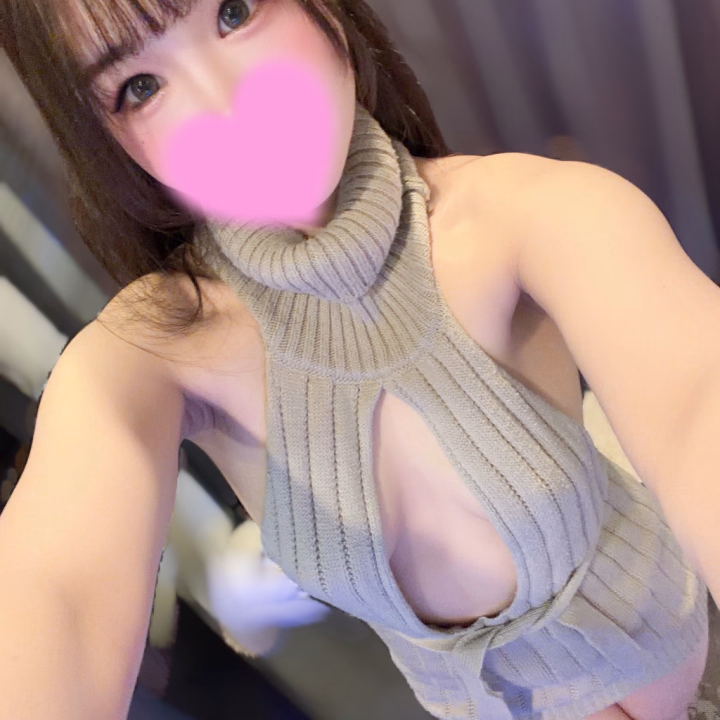 おはようございます☀️

ましろです(∩´∀`∩)💕

今日は中秋の満月🌕

遂に月見バーガーを食べる時なのだろうか？(🍔•᎑•🍔)

この前テレビ見ててファミマの唐揚げが美味しそうで食べたいなぁと思いながらずっと食べれてない🤤

てか朝から珍しくお腹すいて食べ物のことしか考えられないましろです🤪

7:00~24:00だ！ーーーーーー！！！！！

頑張るぞん💪💪💪💪💪

皆様お待ちしております💫💫