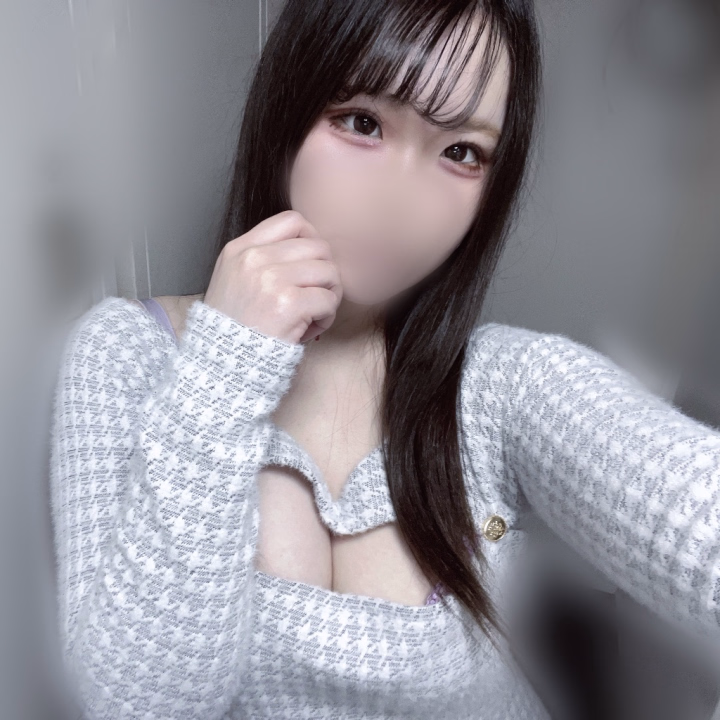 今日は短い時間だったけど来てくれたおにいさんたちありがとうございました😭💕差し入れをくれたおにいさんもありがとうございます😭💝

次は日付変わって今日の9時~24時です❣️日曜日出られるの珍しいからよければ会いに来てくれると嬉しいです🥲🫶🏻‎
多分日曜日はお店が混雑してると思うので事前お電話をしてくれたらスムーズにご案内できると思います🙆‍♀️💖ラブコール待ってます🥹📞💓