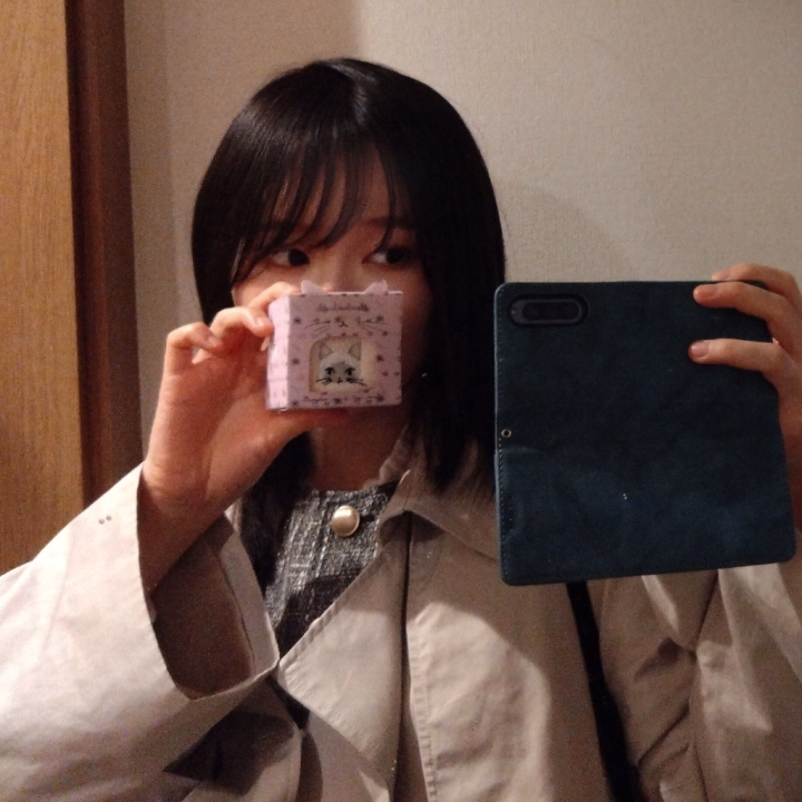 これ、福岡のハピドリで大人気だったキャストさんに貰ったんです💝
米子ができた時に出ていらっしゃった笑顔の可愛い美人さんで🌟🤍⚾️

お兄さんとの愛しいひとときとともに、
私の宝物の一つです😌💖

いいでしょうう😽💎