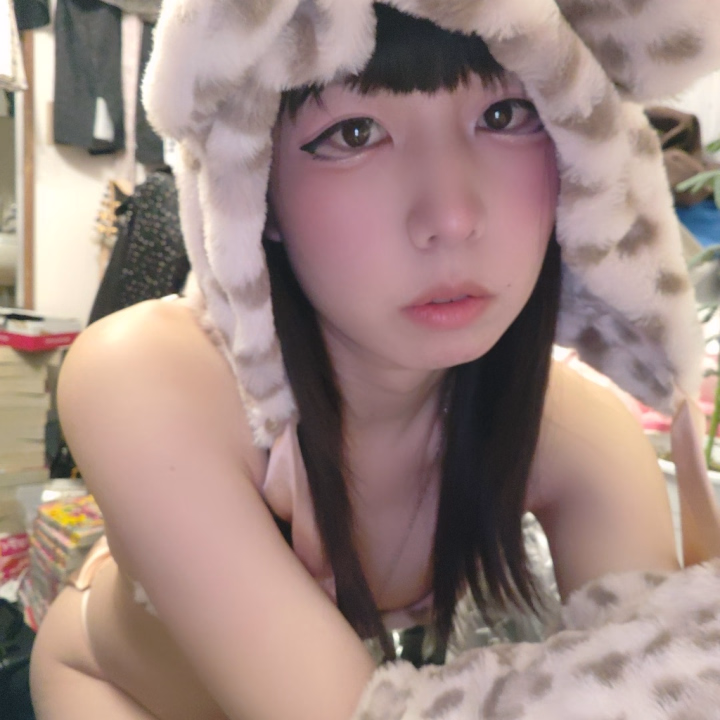 こんにちわっ😺✨️
頑張ってえっちぃ投稿もしよぉとしてる、まよい。さんですっ✨️

エックスとかでもそうだけど、エロい写真撮れたりする人って凄いなって思いますっ💦

エロいのも才能なんだねっ！って最近やっと気づいたよ💦遅すぎっ🙀💦

とりあえず今はマイペースでやってます！
お店待機はしてないので〜事前のご予約頂けたら出勤しますねぇ🐾✨️
あと、前からやりたかったYouTubeチャンネル作りましたぁ！全然エロくもなんともないけど、少しでも私のことがわかるかな？って思いますっ✨️
よかったら登録してみてねっ✨️
@hazama.mayoinosukimaで検索してみてねっ😺✨️