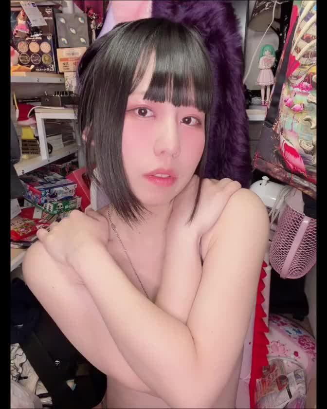 今日はエイプリルフールだからどんな嘘つこうかなぁ😺✨️

そういうの考えられる人凄いなって思うっ🙀💦

とりあえずお風呂に浸かって考えようかなっ✨️

そろそろお風呂浸かるのも暑くなってきたけど、お風呂はかかさず浸かってる✨️

エックスもチェックしてみてねっ！
@mayoimaimai_cd
