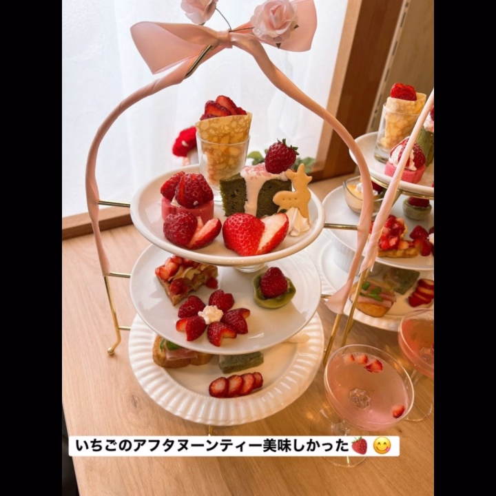 こんにちは😊

むむです🌟
久しぶりの出勤です🙌🏻

日中も暑くなって夜も過ごしやすくなってきたから、むむも本腰入れてそろそろ衣替えしていかなあかんなぁ〜と思いつつめんどくざがってます😅

それはさておき、遊びに来てくださいね！
お待ちしてます🎶

4月6日のお礼日記💌

✲14時40分~80分のお兄さん😌
パネル指名ありがとうございます！
中国人のお兄さんでした〜︎🙌🏻
カタコトながら一生懸命話ししてくれて可愛らしいお兄さんで、いろんなところ行ったよ〜って写真見せてくれたり、中国の夜のお店はどんな感じで、女の子はどうでって話してくれたのは面白かった😆
ＳかＭか聞かれたから、逆質問したらMのことが多いって事やったから責めさしてもらいました︎🙌🏻
好きになっちゃいそうって褒め言葉貰えて、ニコニコな時間でした☺️
今日はありがとうございました🙇🏻‍♀️💟
気をつけて帰ってください！

✲18時10分~60分のお兄さん😌
パネル指名ありがとうございます！
直感で選んでくれました👏🏻
小さい人が好きって事で直感がスゴい︎︎👍🏻︎︎
移動中、すごいむむの