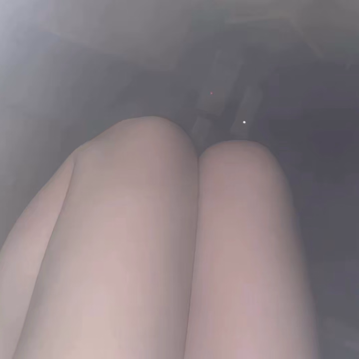 こんばんは💦

スマホの調子が悪くて写メ日記あげづらい😭

昨日は自衛隊お兄さんきてくれてありがとう〜😭

占いしてくれてほんとに嬉しかった😭

赤が好きって言ったら赤は積極性って言われた❤️

かなりの完璧主義者らしい😰💦

しばらく来れないみたいだけど，本当に来てくれてありがとう🙇‍♀️！！！

心の支えだよ😭

今日もお兄さん2人来てくれてありがとう///

24時までいるよ‼️

今日が終わったら来月来れる日まだわからないから
来てくれたら嬉しいな‼️