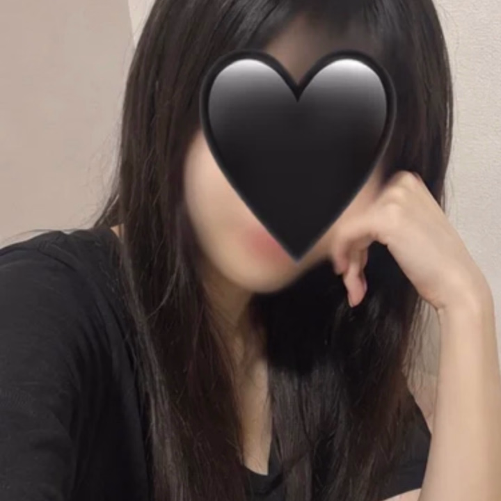 こんばんは♡みなみです🌙
明日は20時30分から24時までいます☺️💕
最近ちょっぴり甘えたくなる日が多いので、優しいお兄さんに会えたら嬉しいなぁって思ってます🥺♡
のんびり屋さんなので、まったりお話したり、くっついてゆっくり過ごしたり…そんな癒しの時間を一緒に過ごせたらいいな🫧✨
いっぱい笑って、楽しい時間にしたいなって思ってます🥰
お仕事帰りのお兄さんも、少し息抜きしたいお兄さんも、よかったら会いに来てください💗
明日お会いできるのを楽しみに待ってます🐰💕