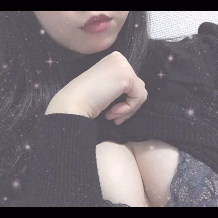 こんばんは、そのかです。


今日も元気に出勤しました〜〜✊♩


少しだけ時間変更して、
22:00〜27:00で受付しております💁🏻‍♀️
いつもより長めの受付時間なので、お時間合うお兄さんからのお誘いお待ちしております🫶



そのか
