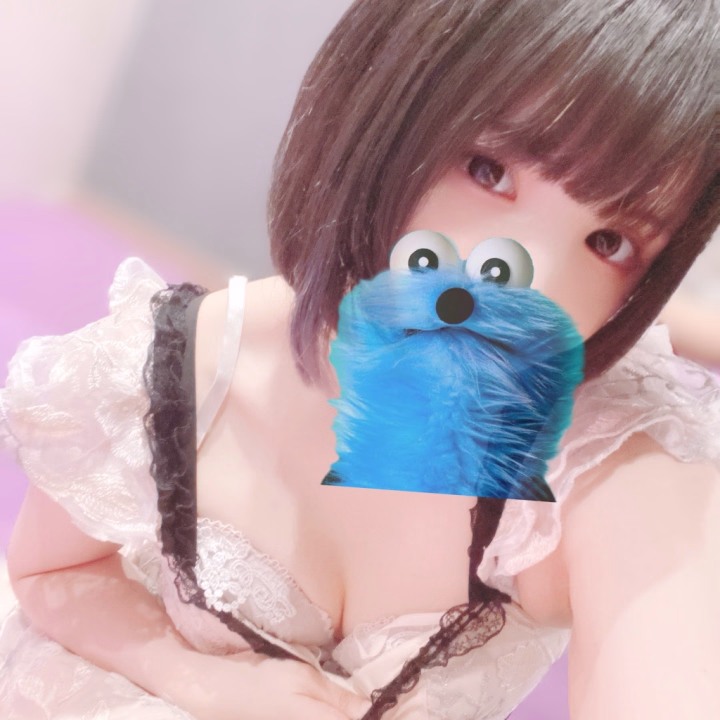 似てるもの❕✨

あいさはよく
コミュ障時代のあのちゃん とか
パペットスンスン とかに
似てるって言われる:( ˙꒳​˙ ):‎🤍

本当にこれ、イメージしやすい