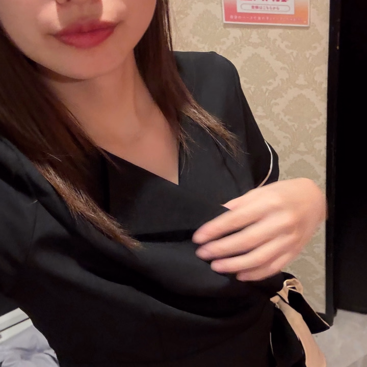 米子のド変態お姉さん最終日です◎

皆さんにお会いできるのを

楽しみに待ってます♡

しるく