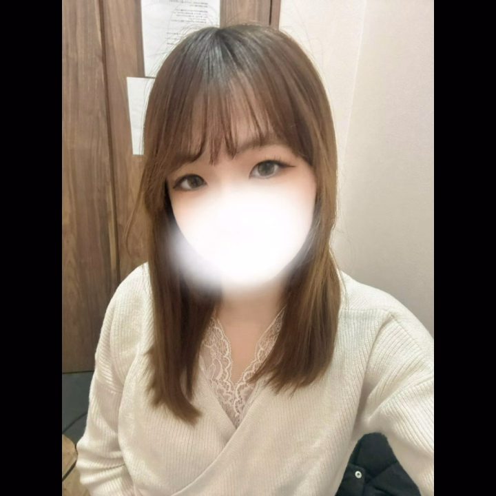 おはようございます☀️そらです^^🩵

週末体調崩してて写メ日記あげれてなかったです🙇‍♀️
金曜日、会いに来てれたお兄さんありがとうございました！！
趣味のこと、お仕事のことなどなど…たくさんお話してとってもたのしかったです🙄
かわいい〜〜って言ってくださるのめっちゃうれしいです☺️🤍

今日は9:00-17:30までいます！

週初めお仕事がんばってください🔥
息抜きとかで会いに来てくださるの待ってます🎶