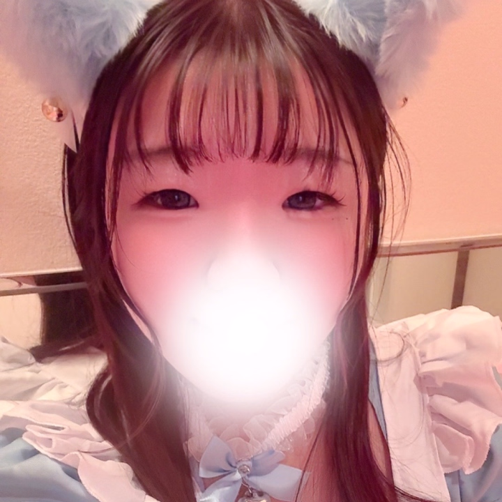 こんばんちゃ♪ 
 今日は暖かいですね☀️🙌 
 まだまだ寒暖差はあるものの、
 最近は暖かくて服装も身軽になり、
 好きなワンピースやミニスカートなど
お洋服を着られるようになってきたので嬉しいです🥰🎶
ちなみにこの間お友達が誕生日にお洋服くれたんだけど、それがとってもエロ可愛かったんですっ🫣
早くお休みの日になったら着るからまた載せるね🙈︎💕︎💕︎ 

せいあはどんな人なのか、、
 よかったら覗いてみて下さいね🩷

 
 🍓トークでのご予約🍓
 ・お日にち、お時間、コース時間
 ・ご予約のお名前、（あれば）会員番号
 前日、当日のご予約はお店の方に直接ご連絡をお願いいたします🙇‍♀️