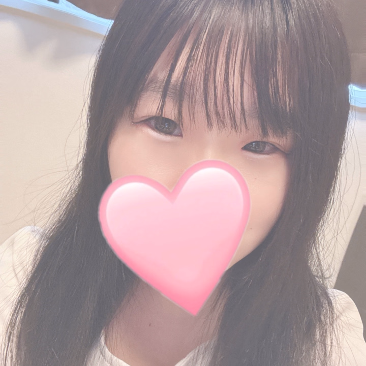 お久しぶりのしゅっきん🤍

木曜日！仕事おわりのお兄さんもおやすみのお兄さんも遊ぼうね🙃🙃

今日は23時までいます！