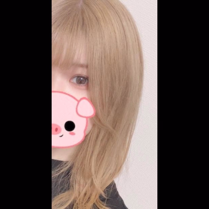 ２月もよろしくね 👹 🍫 💝 𓂃 𓈒𓏸


こんばんは ！🌱
ひなのです (՞ .ˬ.՞)"🌼
本日も ひなの 出勤致しました ！🙋🏻‍♀️🌟

女の子の日と用事が重なってしまい
長期 お休み頂いておりました ( ･-･̥ )💧ｽﾐﾏｾﾝ。
本日より ひなの 復帰致しましたので
よろしくお願い致します (*ᴗ͈ˬᴗ͈)⁾⁾ ﾍﾟｺﾘ。

あ。 
髪の毛 明るくしました~ 🕺✨ （更に）
ドアップ 失礼致す (´･-･`)ゞ
何年か振りに ここまで明るくした 😳❕
1週間経つけれど 全然見慣れないし
似合ってるかもわからない。笑🫸🏻🫨🫷🏻
まぁ。ちょっとイメチェンってことで。何卒。

本日 ひなの 3時まで居てます 🙋🏻‍♀️💛
お誘い お待ちしてます 🛁🫧