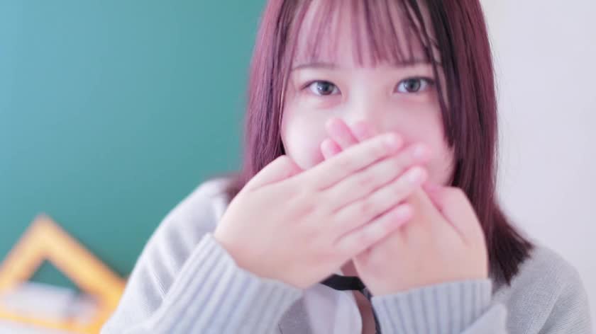 じーーーっ👀

目が合うと恥ずかしくなって
ついつい逸らしちゃう人、いるよね

でもひるねと一緒にいるときは
ちゃんとこっち見ててほしいな😴♡

恥ずかしそうなお顔も
気持ちよさそうなお顔も

近くでぜーんぶ見てたい。

だから目が合って
照れて逸らそうとしたら……

お顔つかまえて
またこっち向かせちゃうかも🤭

だってせっかくふたりきりなんだもん。

目も、唇も、
ひるねから逃がしてあげないよ♡

……なんて書いてたら
キスしたくなってきちゃった。

次会ったとき、
ちゃんと目見てくれる？😴💋