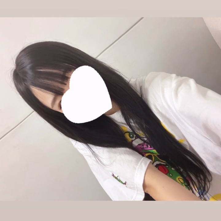 お兄様はおとがえっちだと
思いますか？？♡

想像して、、、、❣️

お兄様にたくさん満たされたいな❤︎

今日から三日間少しの間
ですが待ってますね🧡