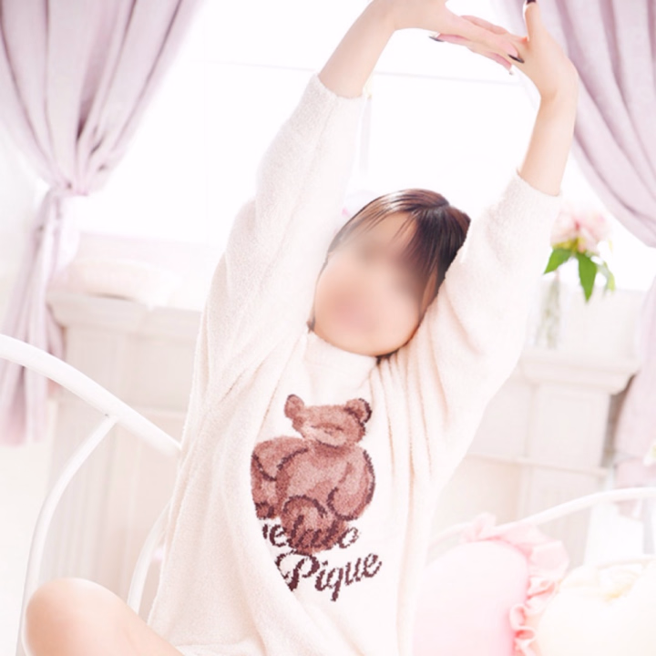 癒されたい人集合〜⭐️
Hな子が好きなお兄様には絶対合う♡
えちえち時間堪能しようね💕︎💕︎
お兄さんといちゃいちゃしたいぎゅーするの大好き♡くっつかせてね♡
寒いからたっぷりしたいです…///
まってるね♡