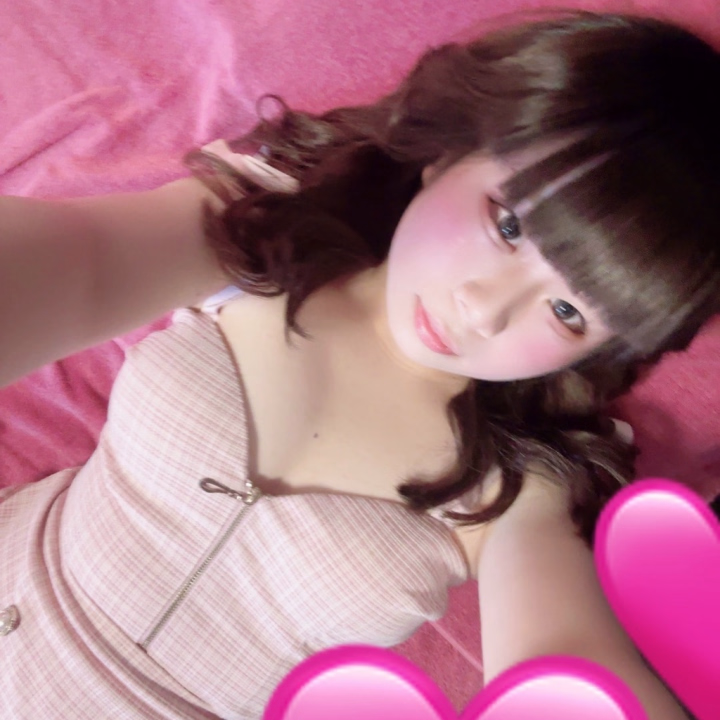 今日はありがとうございました♡♡
明日も15時〜LASTで出勤してます♡♡
お待ちしてます♡♡