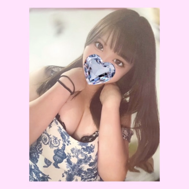 お兄様と「初めて」シたい💕

まだまだ経験が浅いゆらですが、
エ〇チな妄想は止まらなくって…///

一緒にしてみたいことってたくさんあるんですよね😍

お兄様にも「初めて」な、シチュエーションでえ〇ちに交わるのも、
いつもとは違った感覚で感度も上がっちゃうかもしれませんね☝🏻❣️

そんな「初めて」の時間を一緒に過ごしたい💕
今日も元気に待ってるね✨️