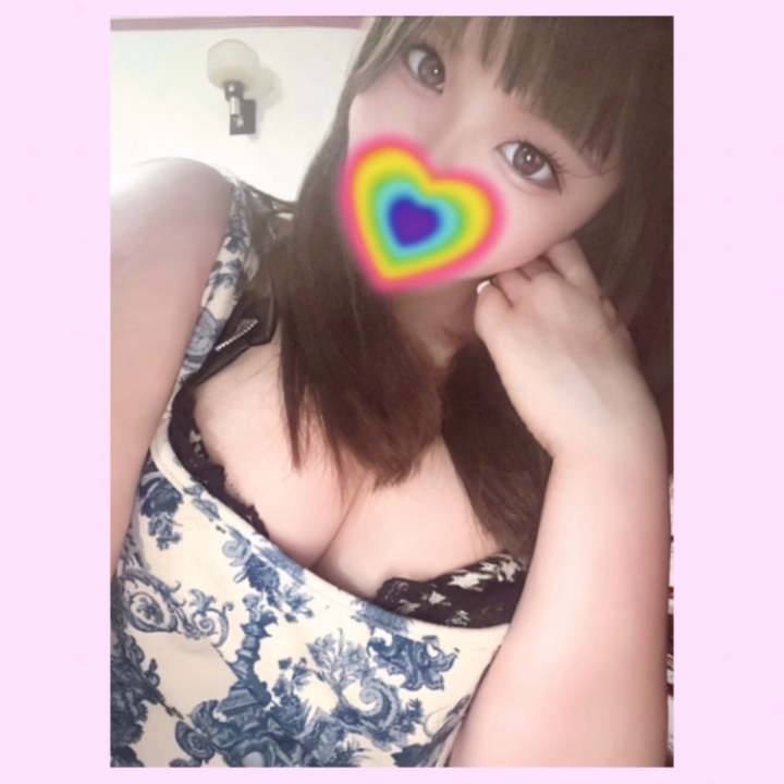 おはようございます！
本日9:00~出勤‼️😼

今日もお兄様のことを癒したくって
ウズウズ疼いてます…💗

もちもちの敏感な体をお兄様にたくさん触って欲しいな😍
そのままくっついてギューってしたら、離れたくないくらい心地よい時間になるかも…♡

そんな優しいひとときも大切にしたいな❣️