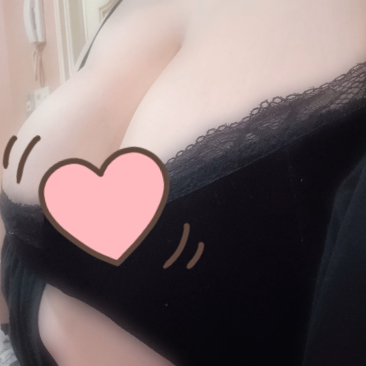 こんにちは✨あかりです！

もうお昼ですね！
お昼ご飯お兄様は食べましたかˡᵘⁿᶜʰ𓌉◯𓇋
ご飯を食べたらもちろん食後の運動ですよね🤭ᩚ

次回あかり14時半からご案内可能です👏
ぜひ食休みした後、あかりと楽しい時間を過ごしませんか？

らぶこーる、お問い合わせ、とびこみお待ちしてます🫶