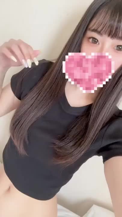 おはようございます！！




本日も【15時から3時】でいます💓






エラはエッチなこと大好きだから
お兄さんたちとイチャイチャしたいな💕





お兄さんを気持ちよくするの好きなんだけど、自分も気持ちよくなりたいなぁって
思ってるの




エラと一緒に気持ちよくなりたい人〜？






会いに来てね
待ってるよ💓