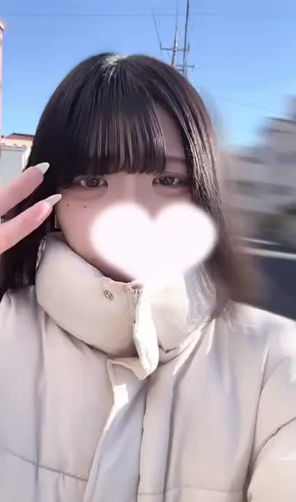お兄さんは濃厚なキスと
フレンチなキスならどっちが好き？？

まなちゃんは会ったら分かるけど
とんでもなくちゅーが好きなんだよね👍🏻✨️
ちゅーが大好きすぎると
もはや襲っちゃってるみたいになる( ˊ꒳ˋ ) ᐝ

襲われてみたいお兄さんも
ちゅーが好きなお兄さんまなちゃんに
しゅーごーだよ₍ᐢ › ༝ ‹ ᐢ₎‪❣️